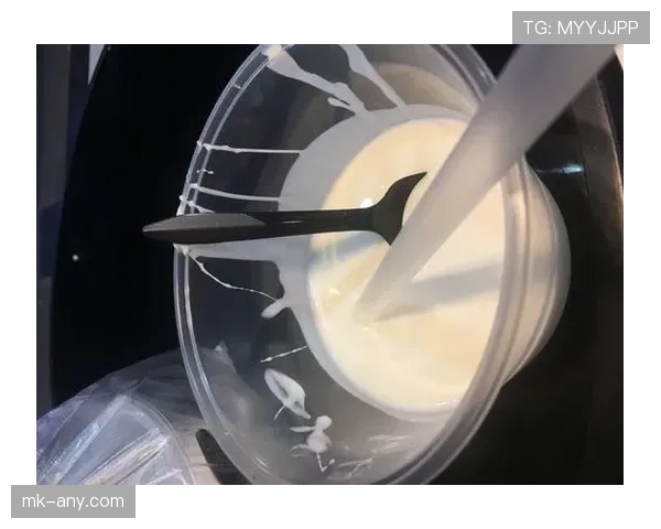 王昶家冰箱里塞满蛋白粉，连饮料都是无糖的